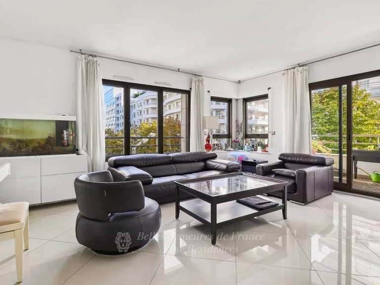 Appartement Paris 16e - 2 chambres - 96m²