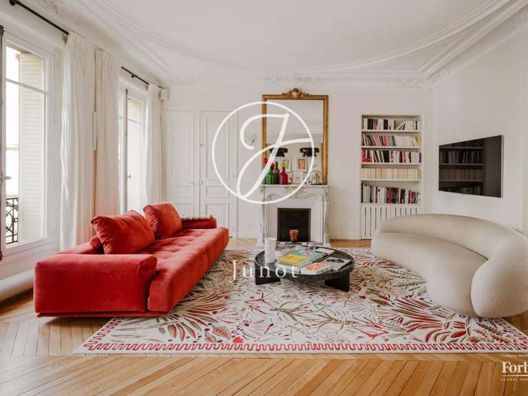 Appartement Paris 16e - 4 chambres - 185m²