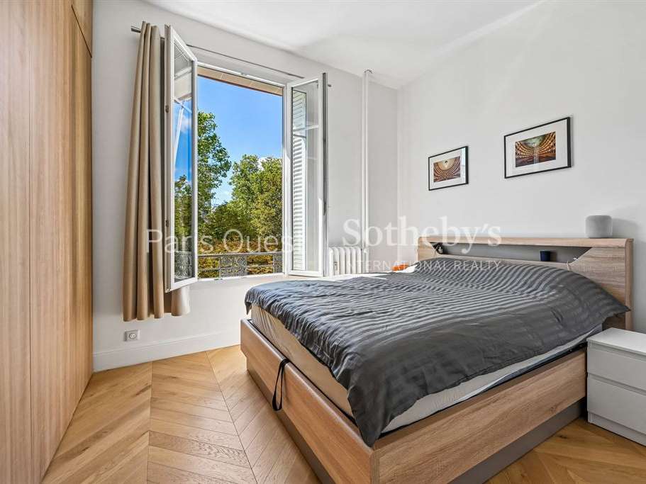 Apartment Paris 16e