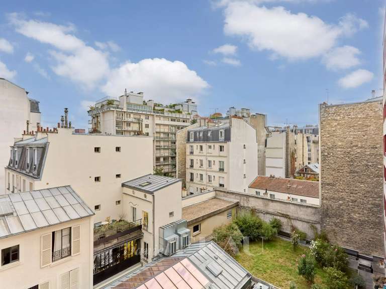 Appartement Paris 16e - 4 chambres - 130m²