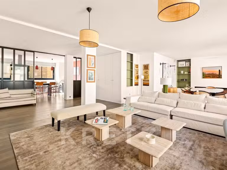 Appartement Paris 16e - 3 chambres - 186m²