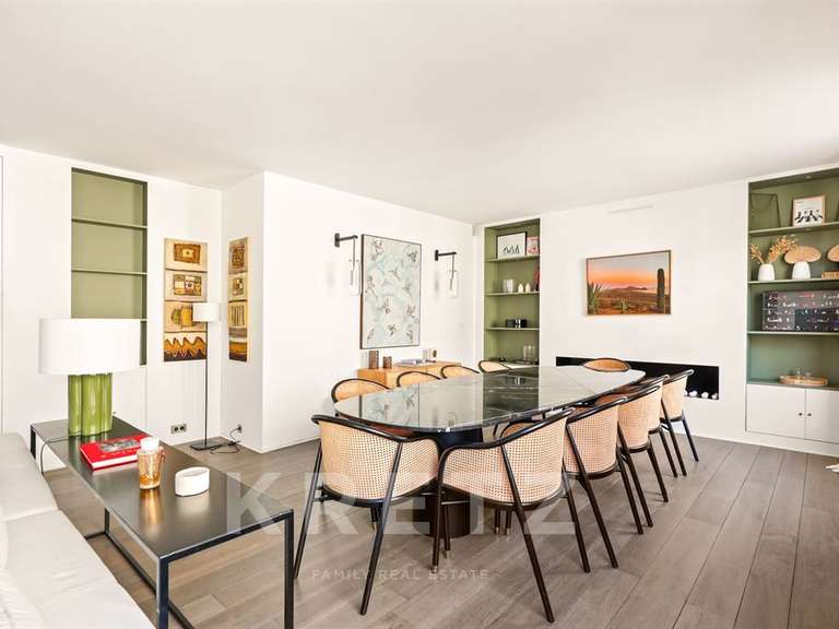 Appartement Paris 16e - 3 chambres - 186m²