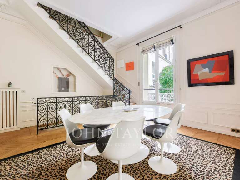 Appartement Paris 16e - 4 chambres - 190m²