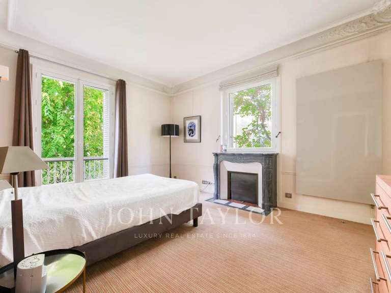 Appartement Paris 16e - 4 chambres - 190m²