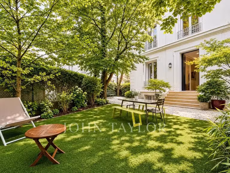 Appartement Paris 16e - 4 chambres - 190m²