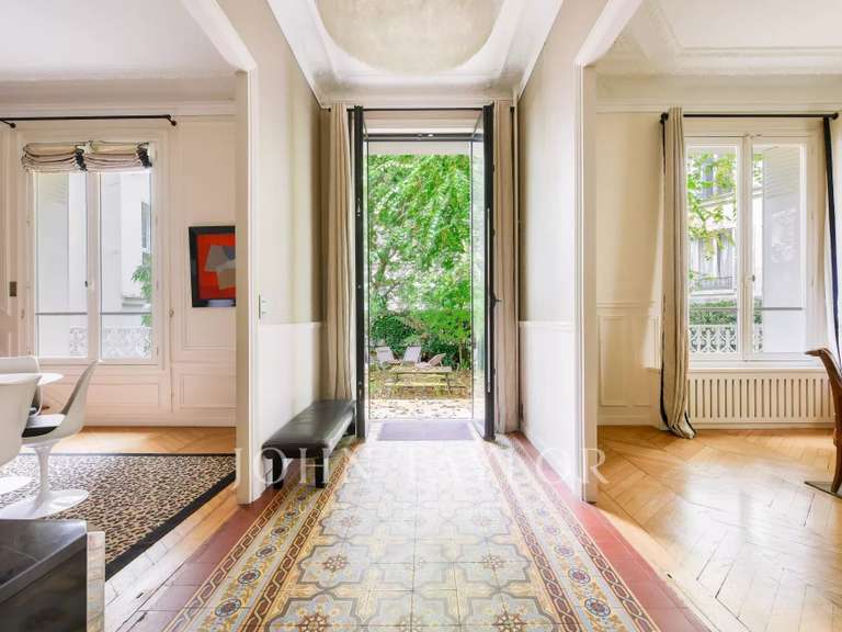 Appartement Paris 16e - 4 chambres - 190m²