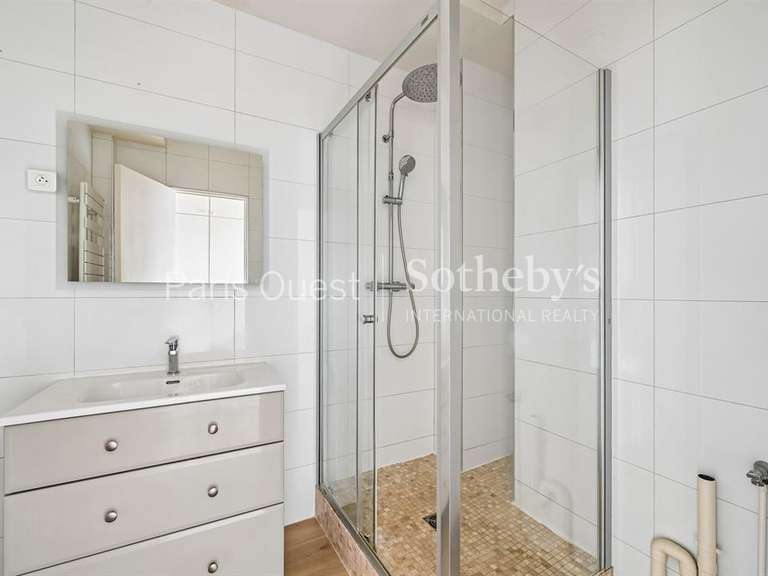 Appartement Paris 16e - 3 chambres - 110m²