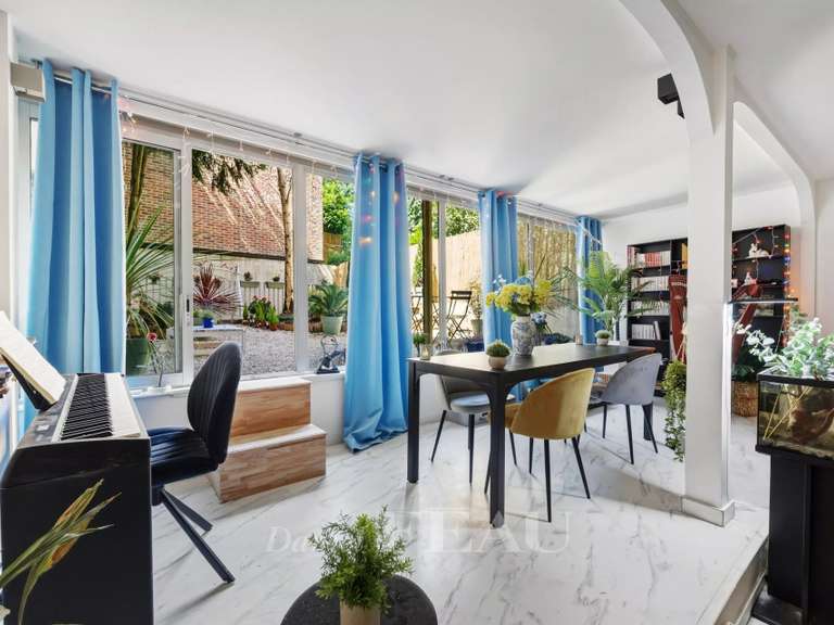 Appartement Paris 16e - 1 chambre - 134m²