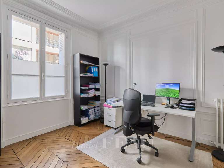 Appartement Paris 16e - 3 chambres - 88m²