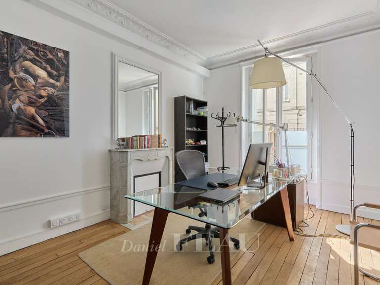 Appartement Paris 16e - 3 chambres - 88m²