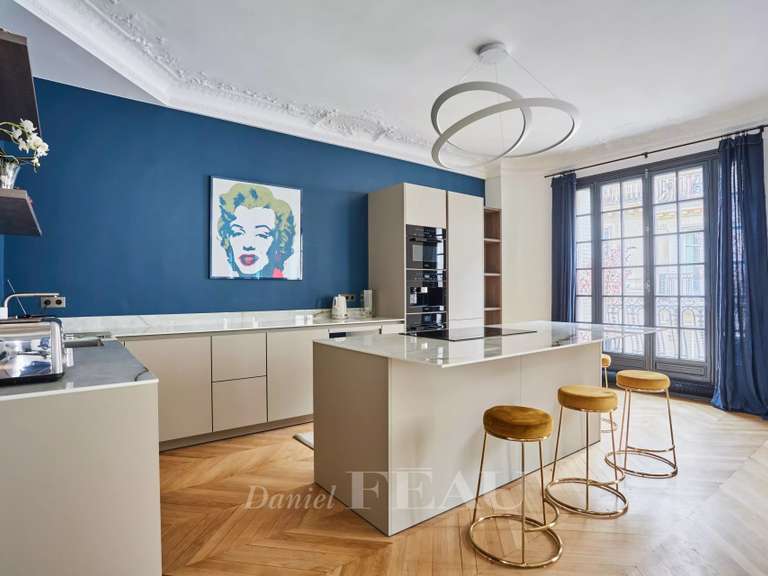Appartement Paris 16e - 4 chambres - 185m²