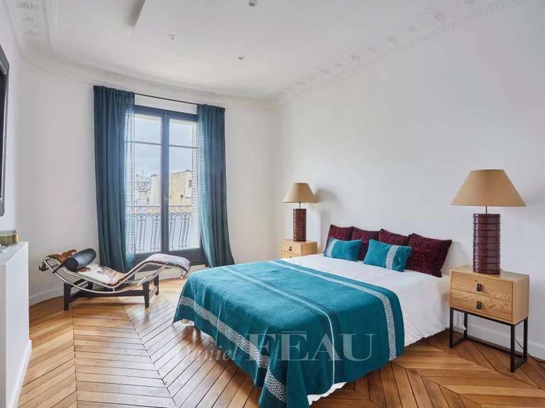 Appartement Paris 16e - 4 chambres - 185m²