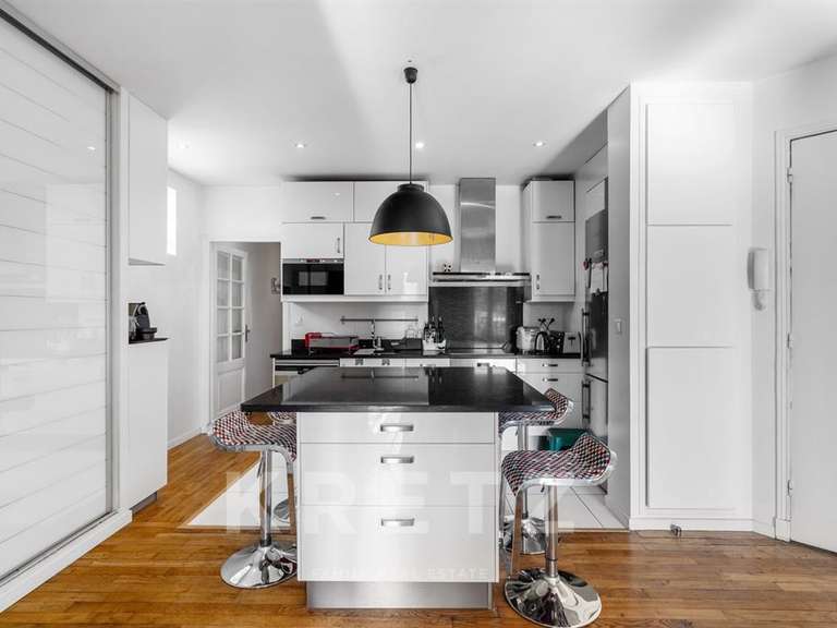 Appartement Paris 16e - 3 chambres - 103m²