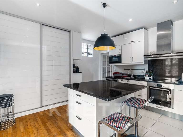 Appartement Paris 16e - 3 chambres - 103m²