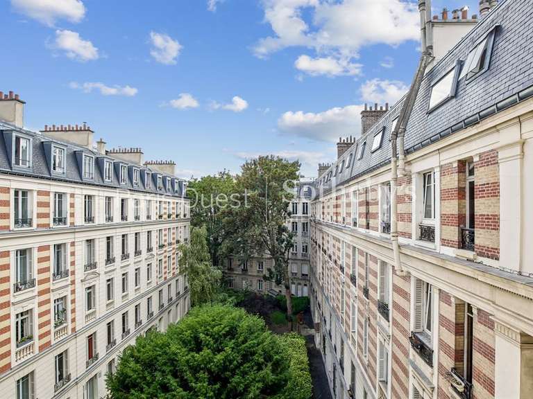 Appartement Paris 16e - 2 chambres - 101m²
