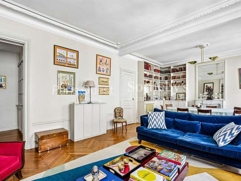 Appartement Paris 16e - 2 chambres - 101m²