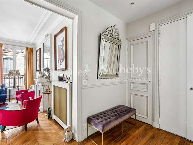 Appartement Paris 16e - 2 chambres - 101m²