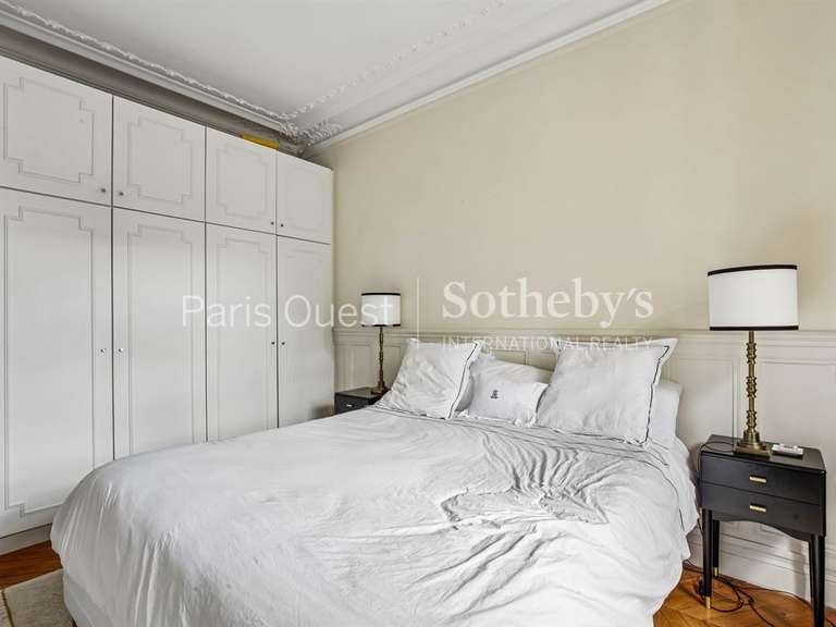Appartement Paris 16e - 2 chambres - 101m²