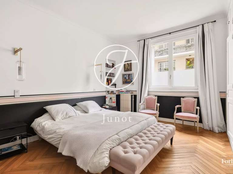 Appartement Paris 16e - 4 chambres - 206m²