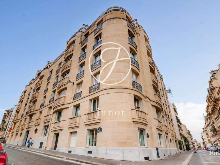 Appartement Paris 16e - 4 chambres - 206m²