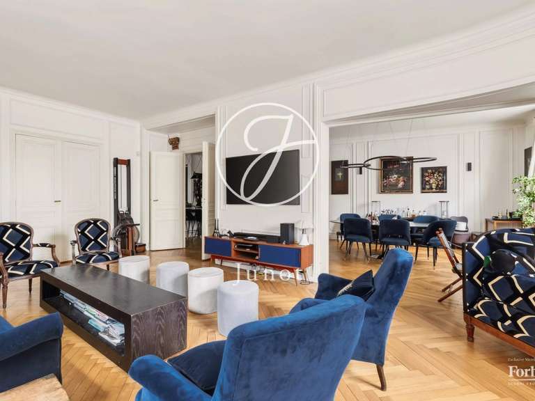 Appartement Paris 16e - 4 chambres - 206m²