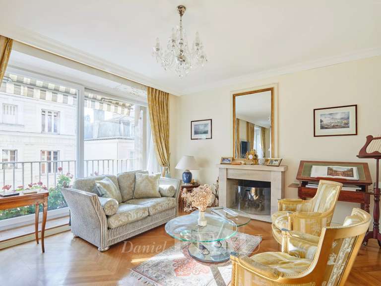 Appartement Paris 16e - 5 chambres - 300m²