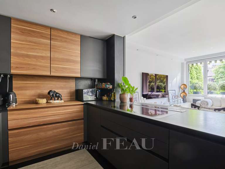 Appartement Paris 16e - 2 chambres - 105m²