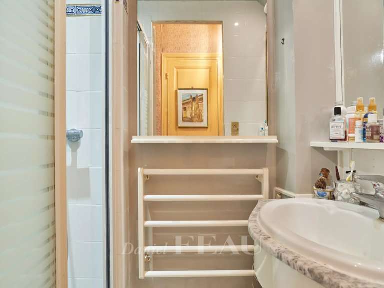 Appartement Paris 16e - 2 chambres - 148m²