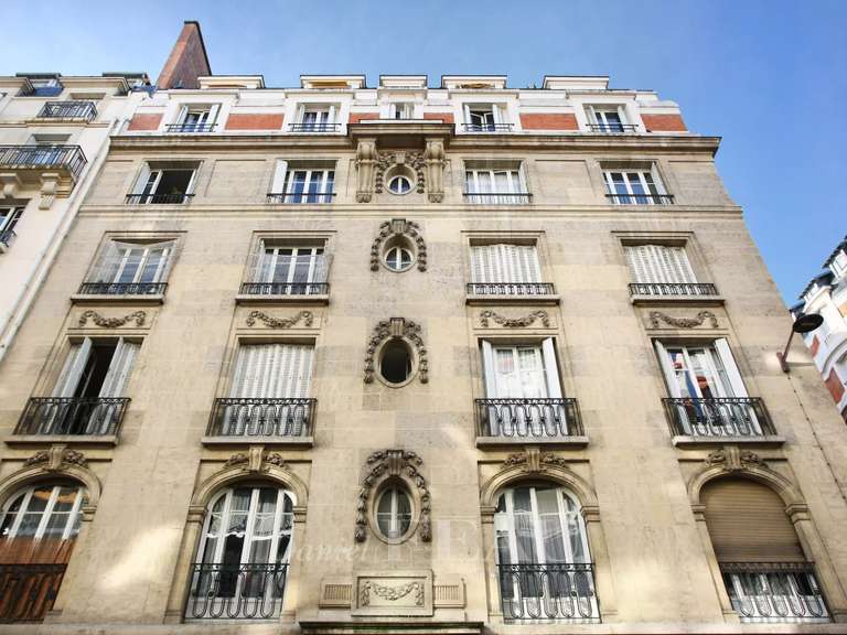 Appartement Paris 16e - 4 chambres - 138m²