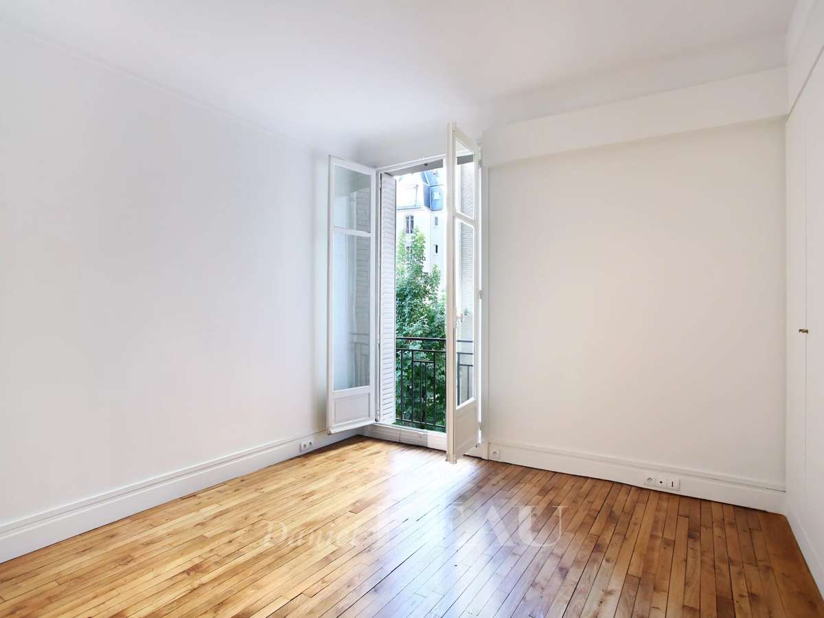Apartment Paris 16e