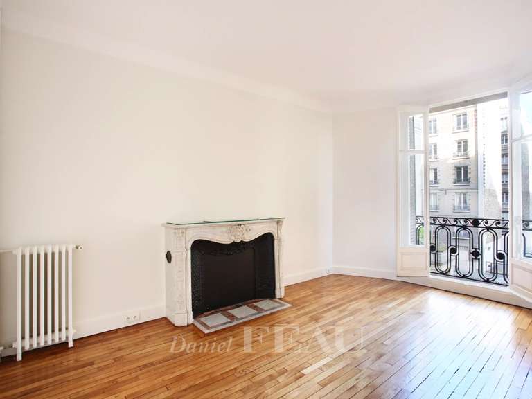 Appartement Paris 16e - 4 chambres - 138m²