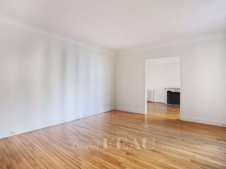 Appartement Paris 16e - 4 chambres - 138m²