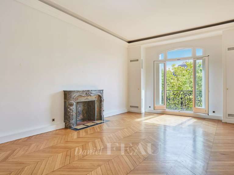 Appartement Paris 16e - 4 chambres - 429m²