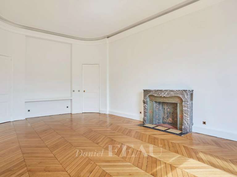 Appartement Paris 16e - 4 chambres - 429m²