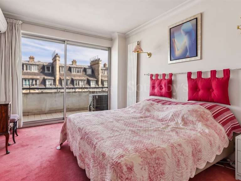 Appartement Paris 16e - 3 chambres - 140m²