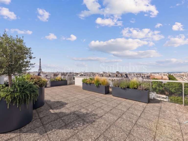 Appartement Paris 16e - 3 chambres - 140m²