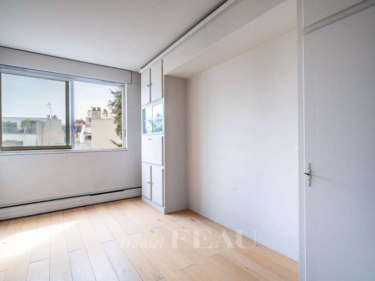 Appartement Paris 16e - 3 chambres - 134m²