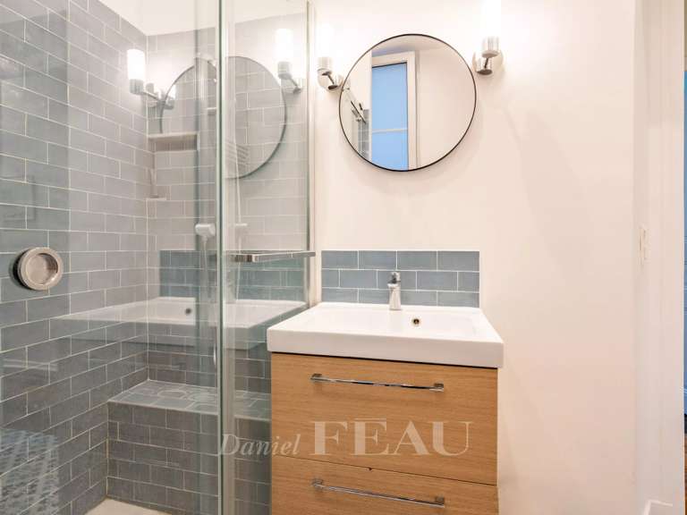 Appartement Paris 16e - 2 chambres - 90m²