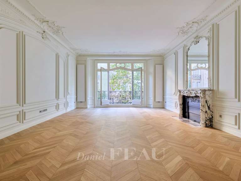 Appartement Paris 16e - 3 chambres - 206m²