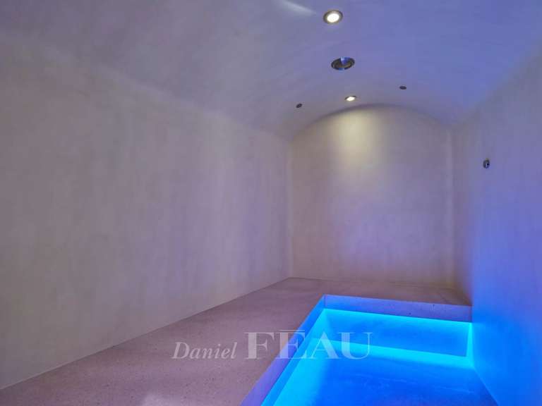 Appartement Paris 16e - 3 chambres - 206m²