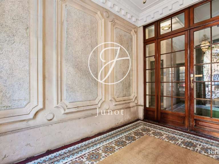 Appartement Paris 16e - 2 chambres - 103m²