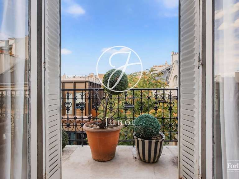 Appartement Paris 16e - 2 chambres - 103m²
