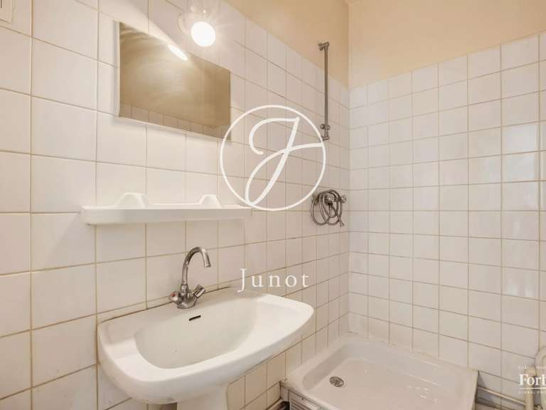 Appartement Paris 16e - 2 chambres - 103m²