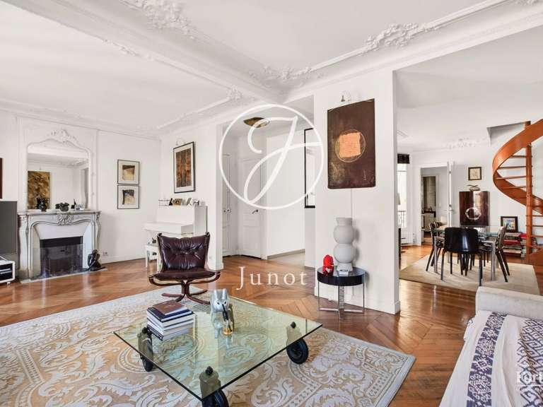 Appartement Paris 16e - 2 chambres - 103m²