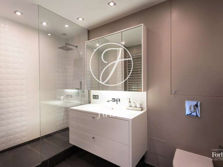Appartement Paris 16e - 3 chambres - 119m²