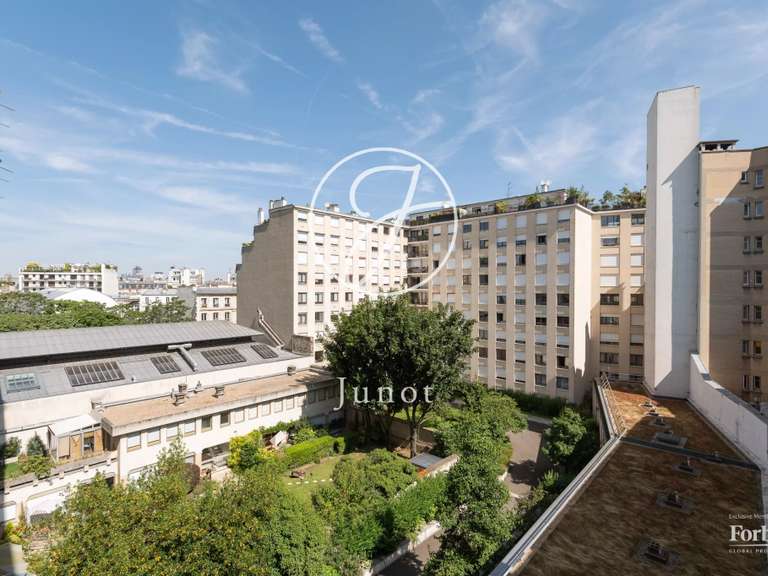 Appartement Paris 16e - 3 chambres - 119m²