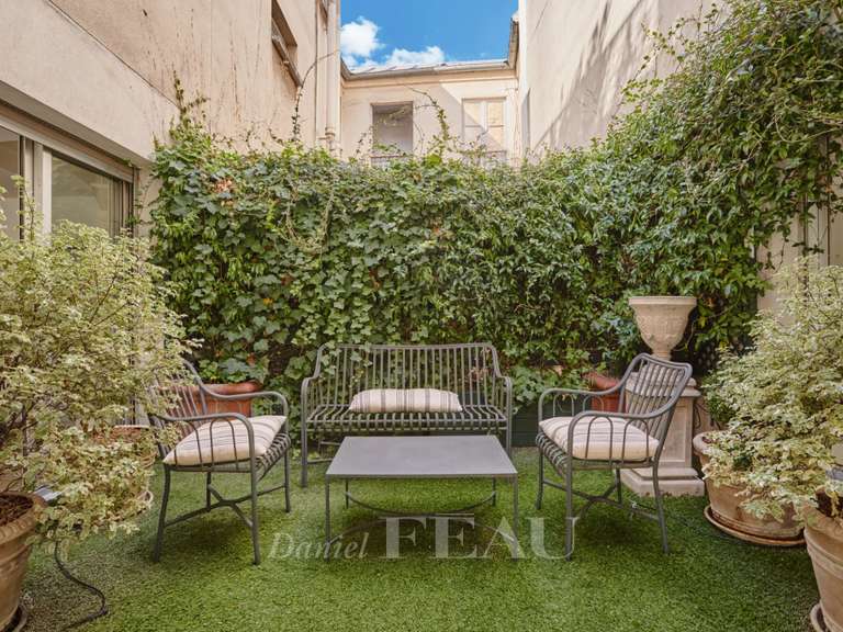 Appartement Paris 16e - 2 chambres - 153m²