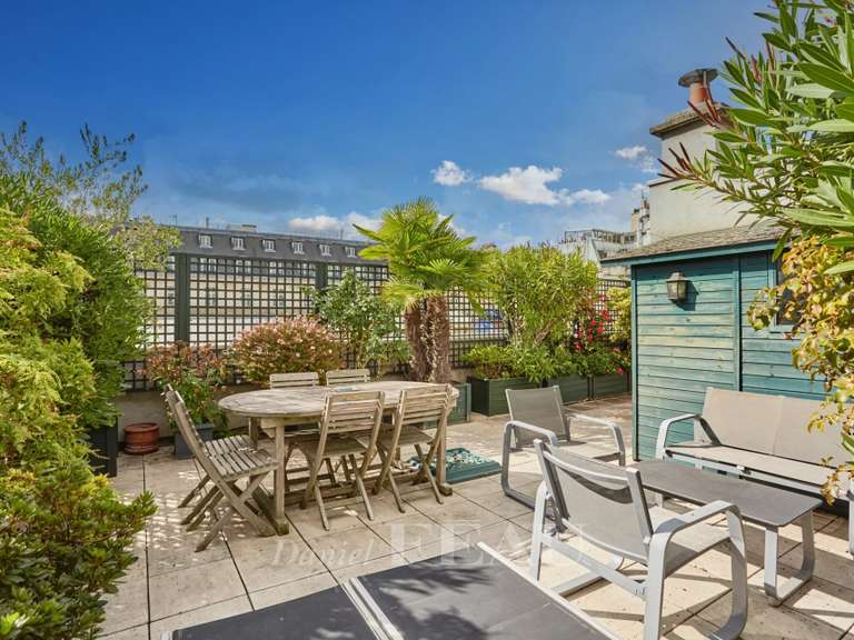 Appartement Paris 16e - 2 chambres - 153m²