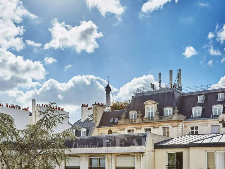 Appartement Paris 16e - 2 chambres - 153m²