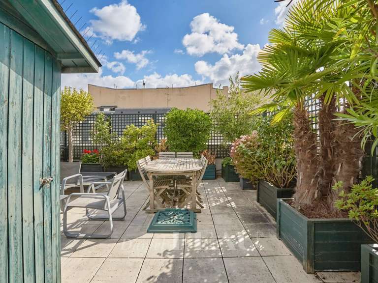 Appartement Paris 16e - 2 chambres - 153m²